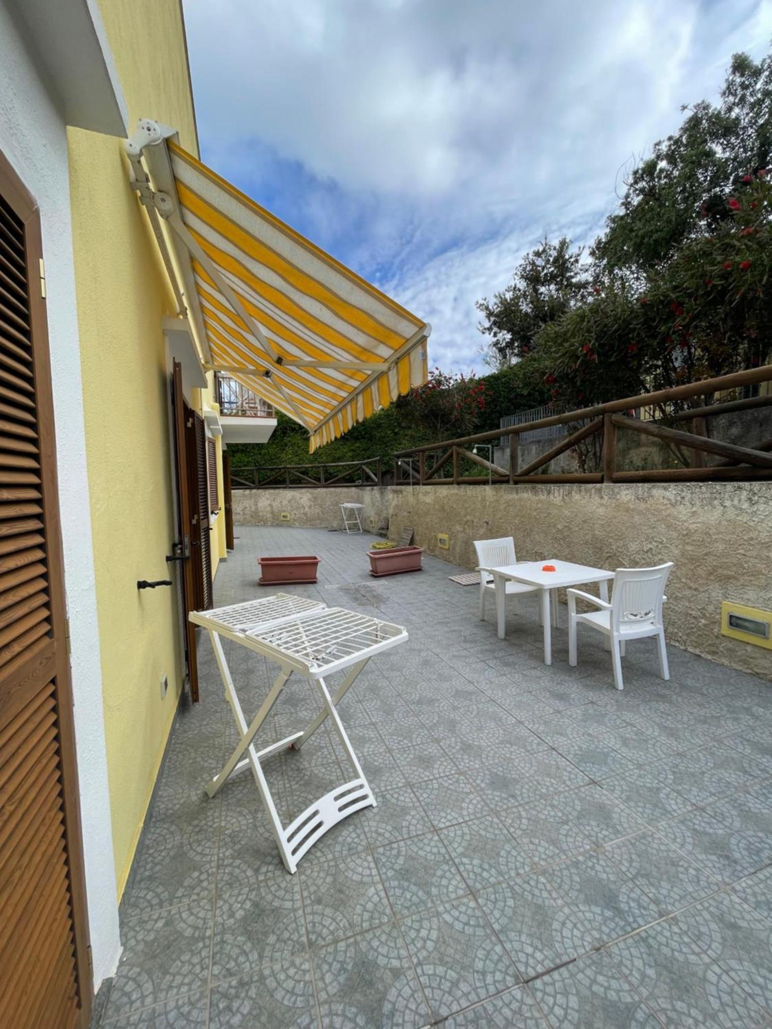 Residence Andrea A Mare Forio  ภายนอก รูปภาพ