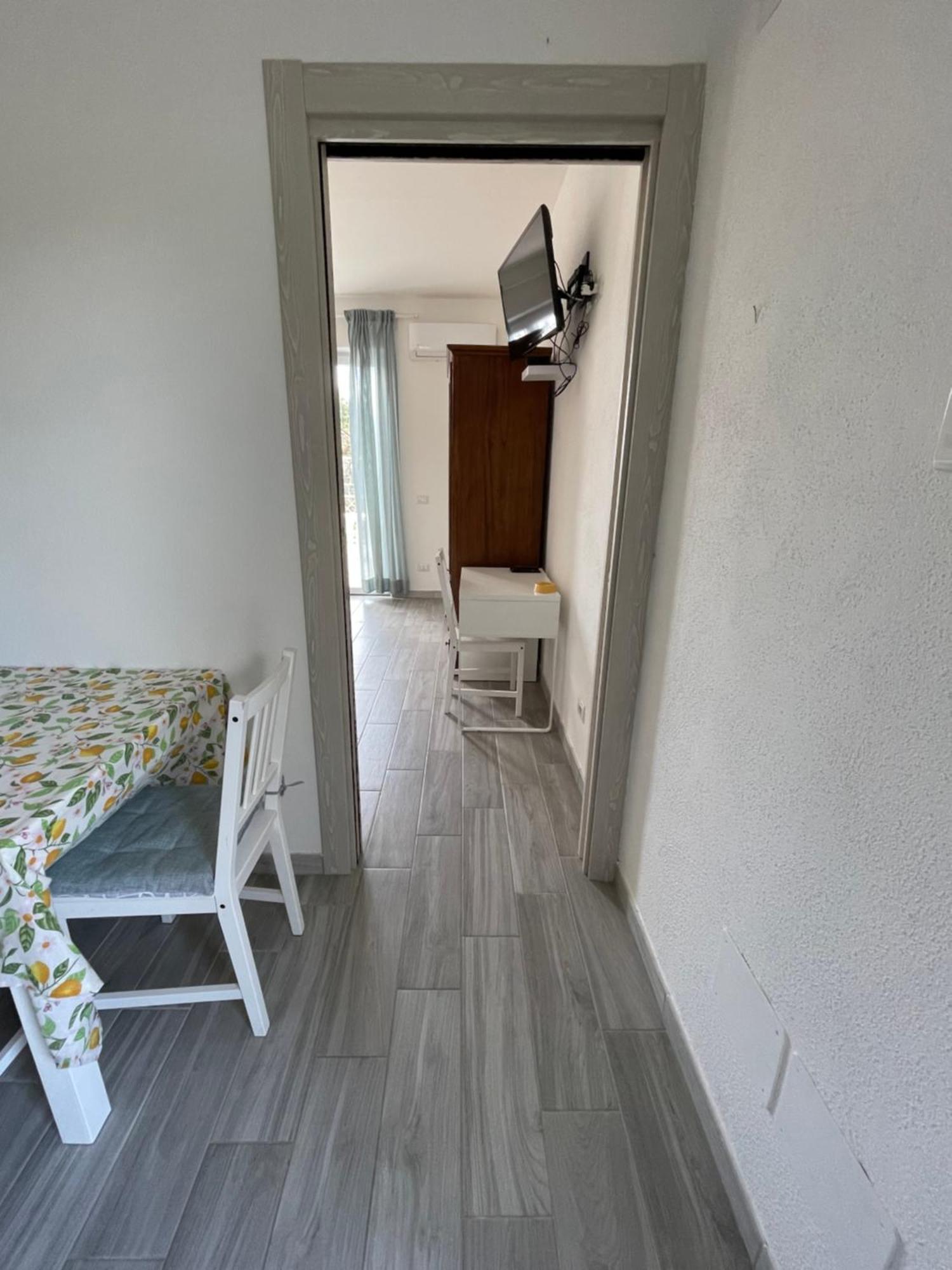 Residence Andrea A Mare Forio  ภายนอก รูปภาพ